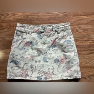 EUC American Eagle Floral Print Denim Women's Skirt Sz 0